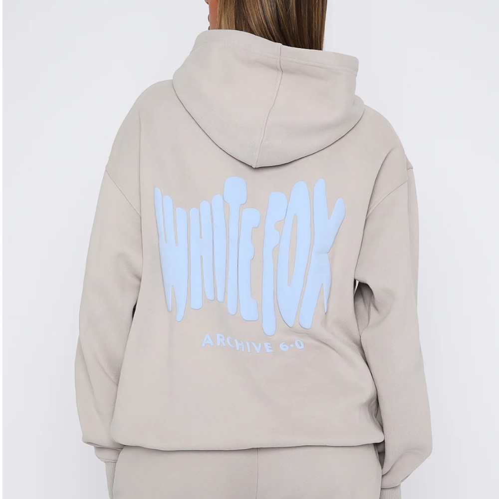 White Fox Hoodie Archive 6.0 in Dove S/M